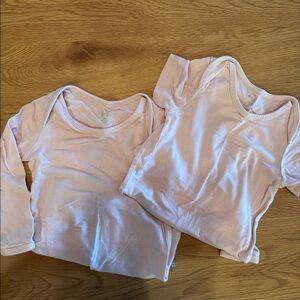 (2) Kyte Baby Bodysuits